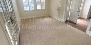***Gorgeous 4 bed / 3 bath / 2,585 sqft House in Calavera Hills - Available 07/01*** Gallery 6