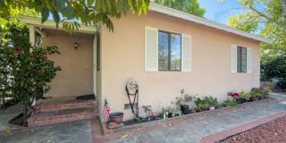 Charming 2BR Front House with Bonus Room & Private Yard Gallery 3