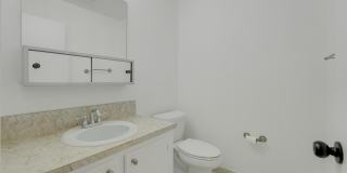 1142 W Circle Ter W Gallery 16
