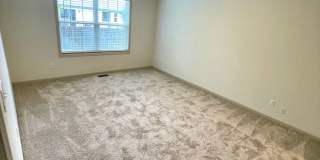 Newly Remodeled - Modern 3 Bedroom Duplex with Finished Basement and an Office Room! Gallery 11