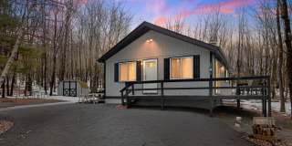 Charming 3BR House in Albrightsville Gallery 1