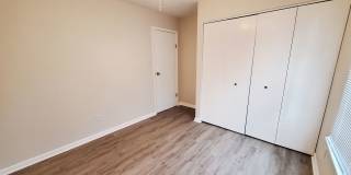 Room in 6 Bedroom Home at Henslowe Dr Gallery 7