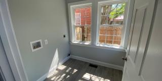 Updated 4 Bedroom Home Convenient to Carytown, Byrd Park And More. Available In July Gallery 8