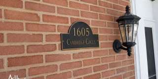 1605 Cambridge Circle Gallery 2