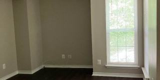 1504 Lincoln Way Gallery 3
