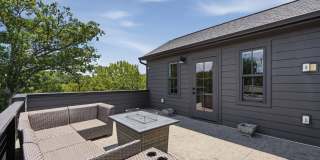 End-Unit Townhome with Private Rooftop Terrace in Myers Park!! Gallery 60