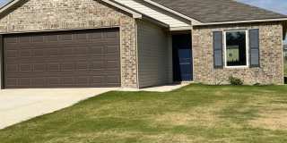 3 Bedroom, 2 Bathroom Home Gallery 1