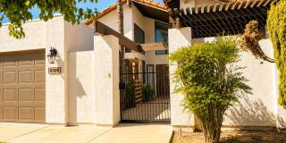 3 Bedroom Home with Attached 2-Car Garage, Private Patio & Vaulted Ceilings Gallery 1