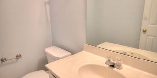 Nice 3 bedroom townhouse in SW Durham! Gallery 4