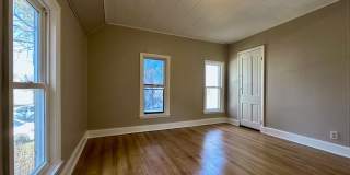 Beautiful 5 Bedroom House in St.Paul! Gallery 1