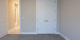 AVAILABLE NOW BRAND NEW!! Gallery 19