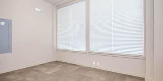 Urban Center Apartments Gallery 76