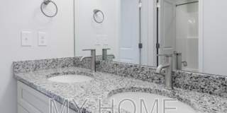 2719 Capitol Drive - 1 Gallery 23