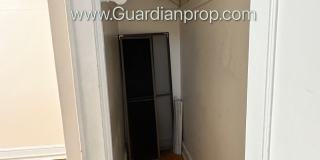 1 Bedroom Lakes Uptown Corner Unit Apartment, Blocks from Both Lakes, Hardwood Floors, One Month Free Gallery 17