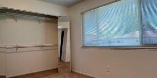 UPSTAIRS 2 BED UNIT IN ROSEVILLE!! Gallery 12