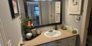 1 Bedroom Condo in Hopkins Gallery 15
