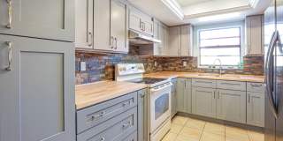 55+ ONLY Updated 1 Bed 1 Bath In Meadow Croft In Bradenton!! Gallery 5