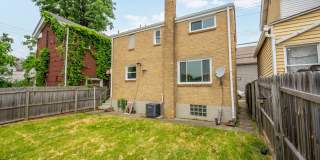 AVAILABLE JULY 1ST! Don't miss this RENOVATED 3-BEDROOM!! Gallery 4