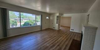4 bed 2.5 bath 4 bed 2.5 bath Gallery 21