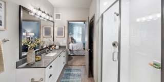 Linq at North Springs Gallery 13