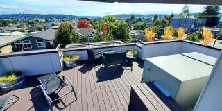 Chic Studios in Historic Ballard Neighborhood! Gallery 2