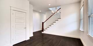 EAST NASHVILLE - FOUR BEDROOM Historic Home with amazing views of Nashville Skyline! Gallery 10