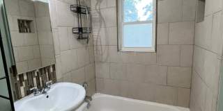 Cute 2 Bed 1 Bath Gallery 13