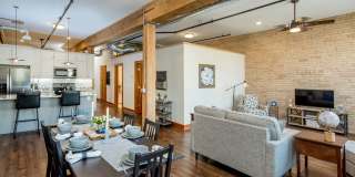 The Schurmeier Lofts Gallery 44