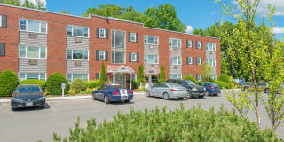 Beacon Square Gallery 18