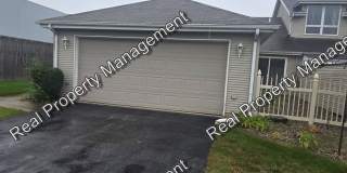 Updated 2 Bedroom Townhome Gallery 1