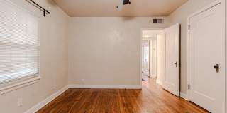 Beautiful Historic Duplex in OKC: 1824 Carey Place - 1 Gallery 32
