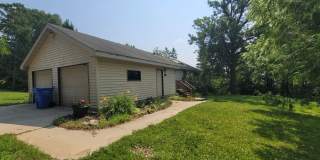 Fully Furnished 3 Bedroom House Gallery 1