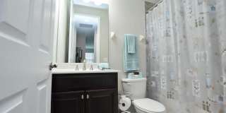 Brand new Construction Coach Home in Paloma Overlooking the Lake! Gallery 13