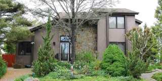 304 27th St Street Gallery 1