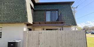 23 Springwood Square Gallery 1