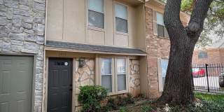 Updated condo at Cobblestone, closet to Campus! Gallery 1