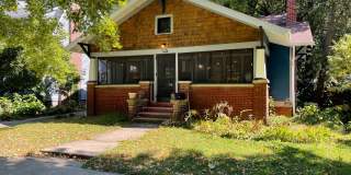 3 Bedroom 1 Bath Spacious House Gallery 1