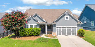 Traditions of Braselton Beauty!  - New Carpet / Paint - READY to RENT! Gallery 1