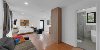 307 N Highland Drive Gallery 17