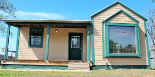 1003 East Alamo Street Gallery 1