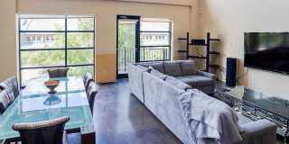 Fully Furnished Mid-Term 2-Level Condo | 1,549 Sq Ft | Private Parking | Shared Living Fully Furnished Mid-Term 2-Level Condo | 1,549 Sq Ft | Private Parking | Shared Living Gallery 25