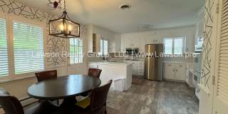 Spacious South Roanoke Home with Lawn Care Included Gallery 13