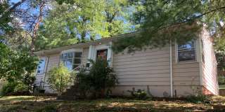 One Story House off Fort Avenue Gallery 3