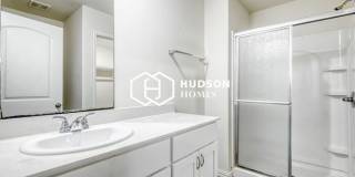 425 East Oakwood Street Gallery 10