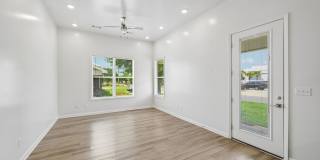 Cottage Court Gallery 60