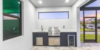 142 SW 33rd Place Gallery 32