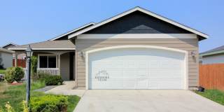 3 Bedroom, 2 Bath Home in South Richland Gallery 1