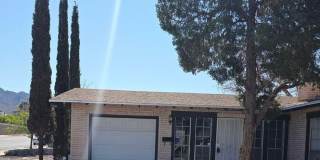 Beautiful Remodeled Duplex with 3 bed-1.5 bath in 79912 Gallery 11