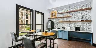 AMLI at Escena Gallery 10