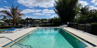 WATERFRONT 2/2 Condo in Stuart Gallery 13